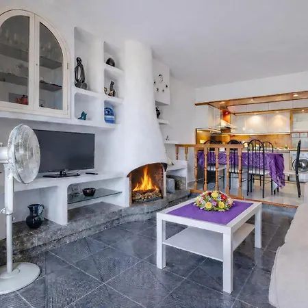 Pili By Danlux Invest Дом отдыха