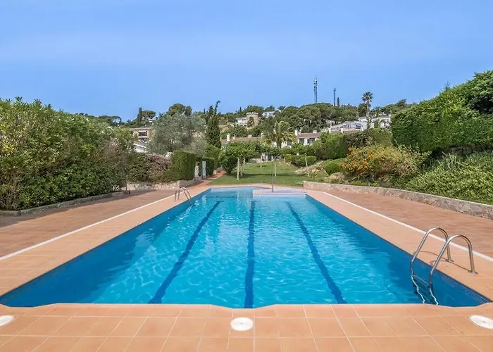 Pili By Danlux Invest Дом отдыха *