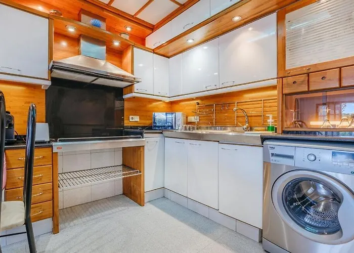 Дом отдыха Pili By Danlux Invest Тосса-де-Мар